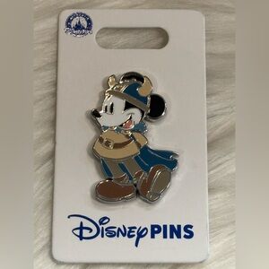Disney Parks Mickey Mouse Dessed in Viking Outfit Norway Pin